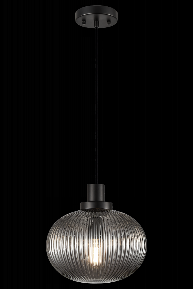 Charismo Black Pendant